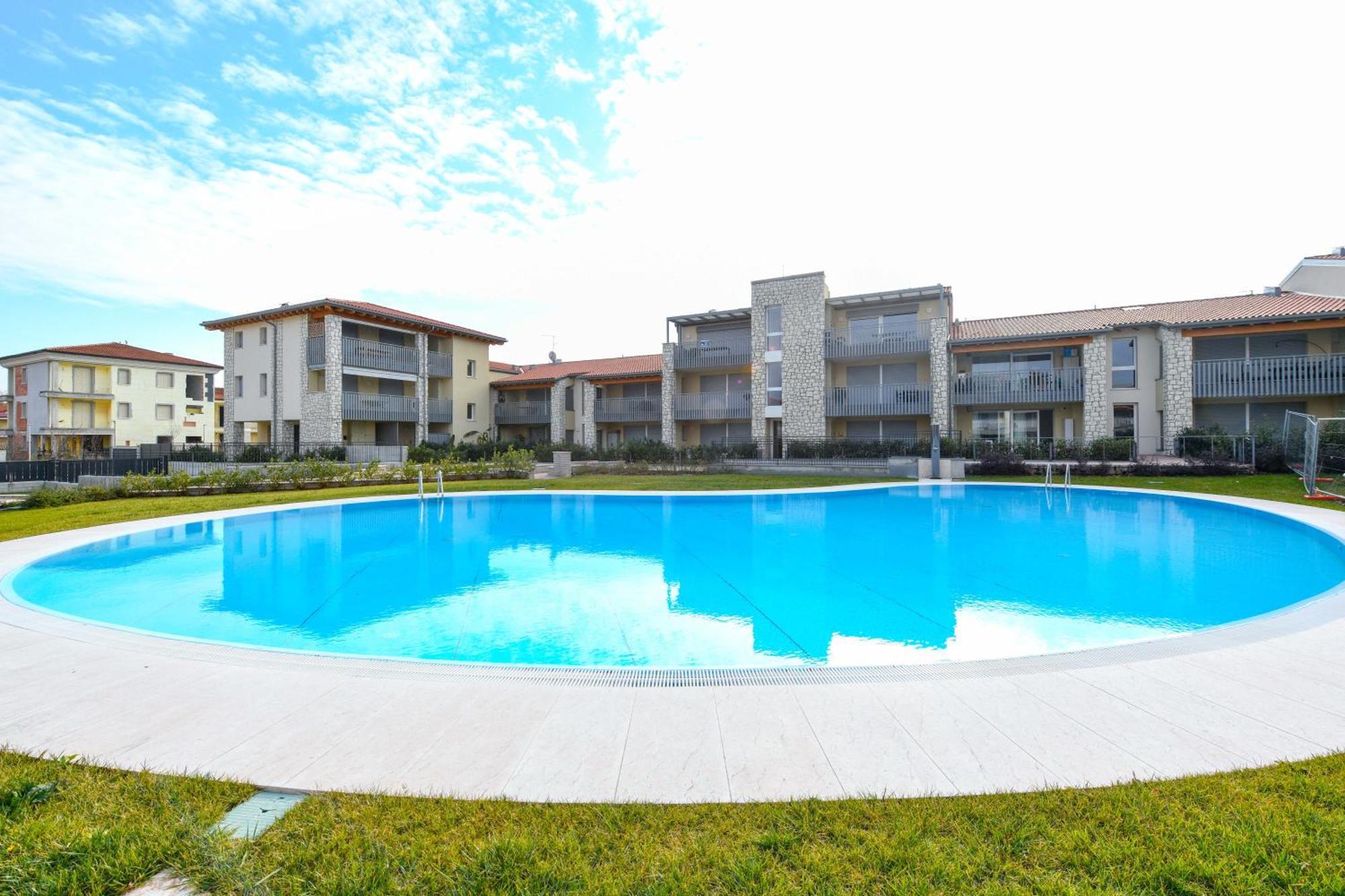 New Apartment Lazise Zewnętrze zdjęcie